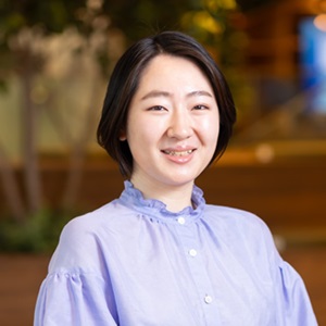 上杉　真子（ウエスギ　マコ）氏