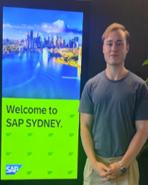 マクラバティ 氏