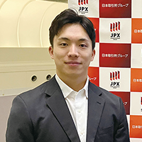 保守的な「お堅い組織」は誤解攻めと守りで