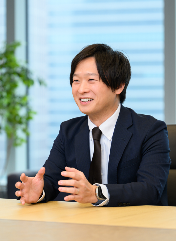 村瀬理氏
